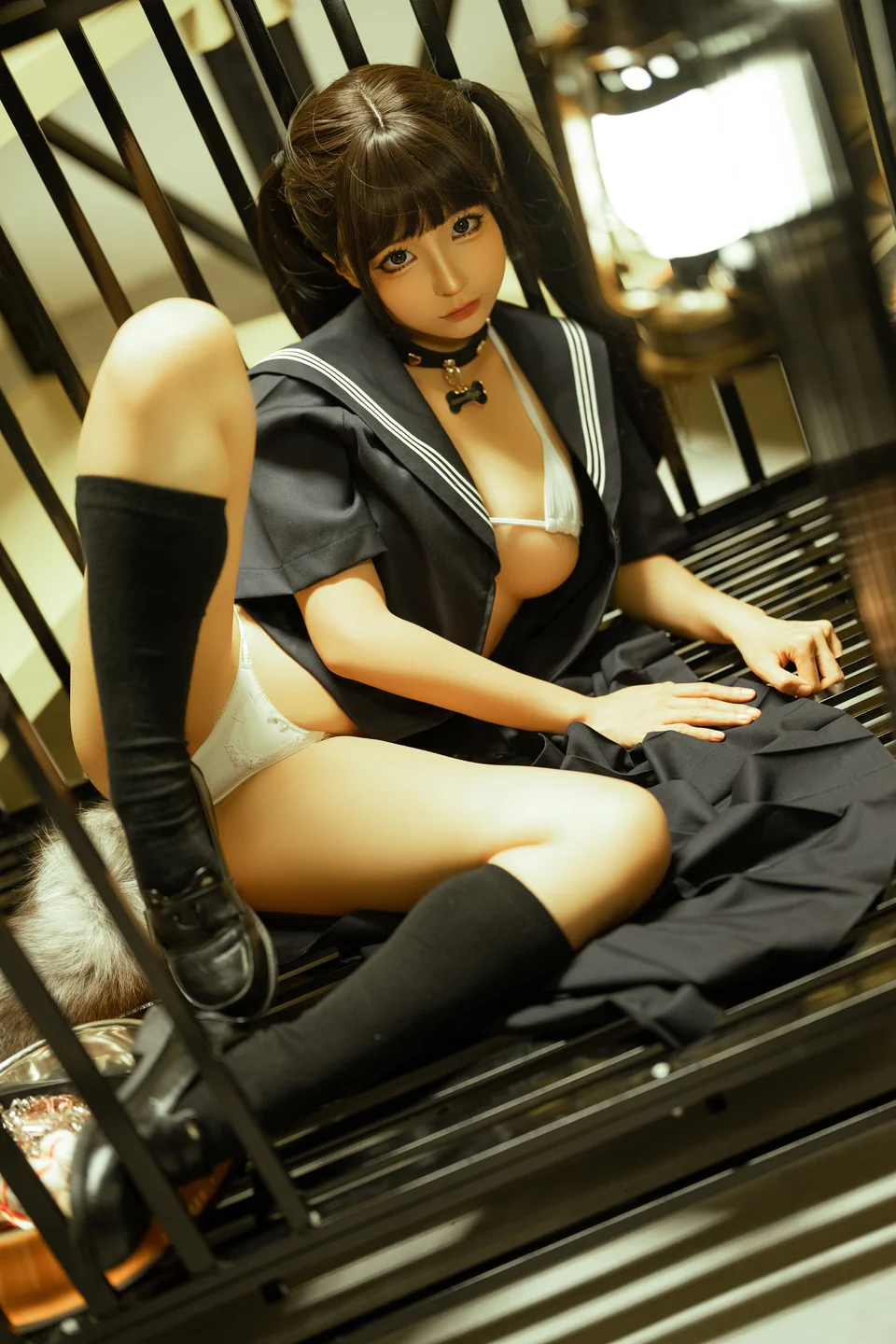 蠢沫沫 - 囚 [33P] icoser.la (020).webp
